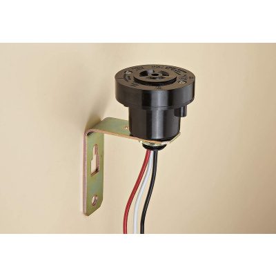 15A 125V with bracket