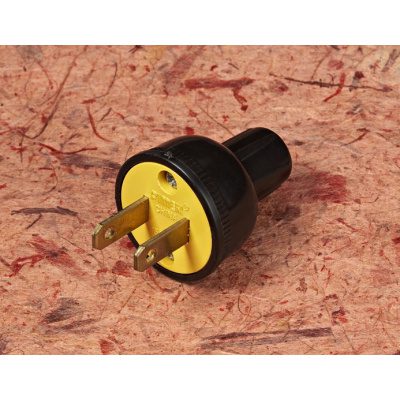 2 pin 15A 125V male plug yellow belly