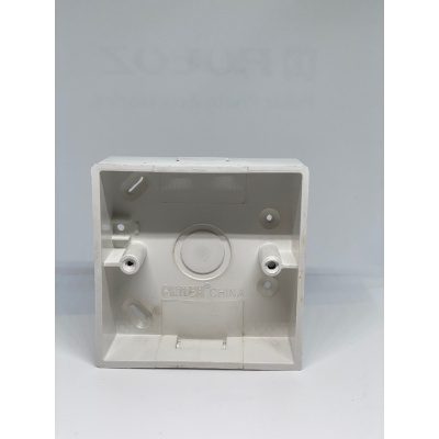 Flush type 3'' squared PVC can