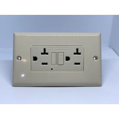 Round fall circuit interpreter 20A 125V flush type plug outlet