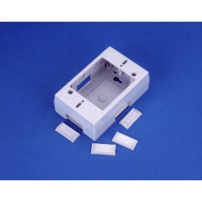 Surface type 2 x 4 moulding box